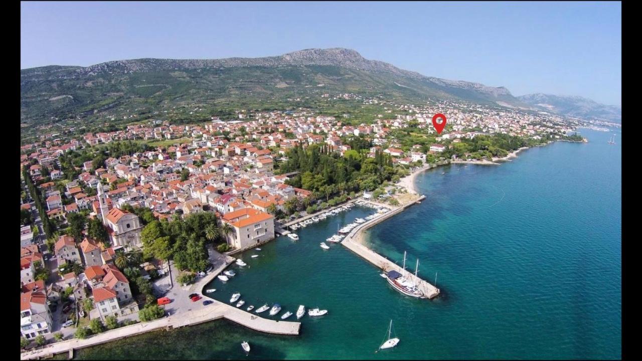 Spacious Apartment Close To The Sea In Kastel Luksic Kastela Luaran gambar